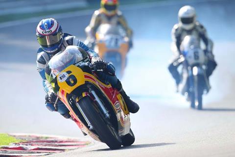 Classic Suzuki Track Day roars into Cadwell Park