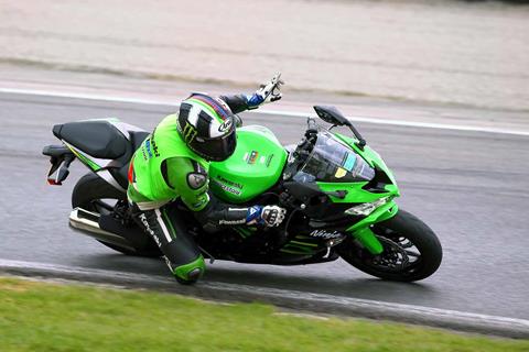 Riding Oulton Park with a British Superbike champion