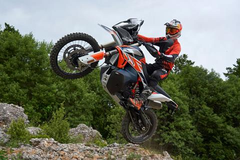 Hardcore KTM 790 Adventure R Rally revealed!