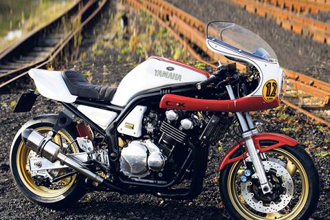 Easy-fit kit converts Yamaha Fazer 600 into retro race rep