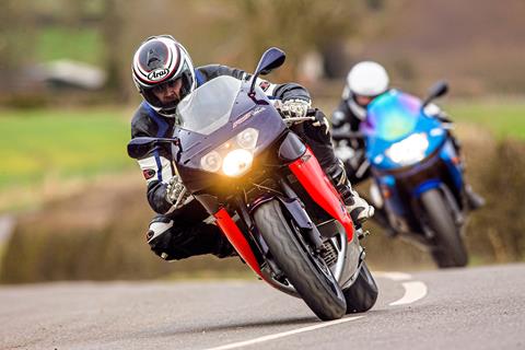 Lincs police tackle bikers travelling to Cadwell Park BSB weekend with noisy exhausts