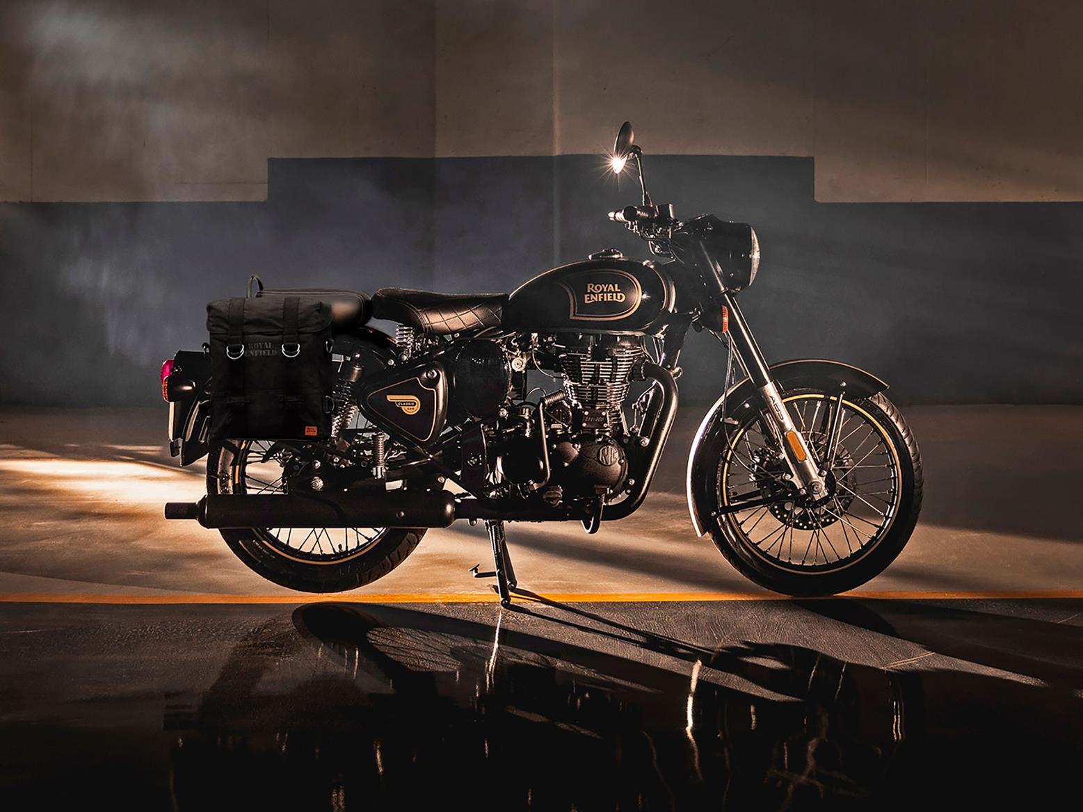 Royal enfield classic 500 deals color options