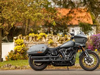 HARLEY-DAVIDSON LOW RIDER ST (2022-on) review