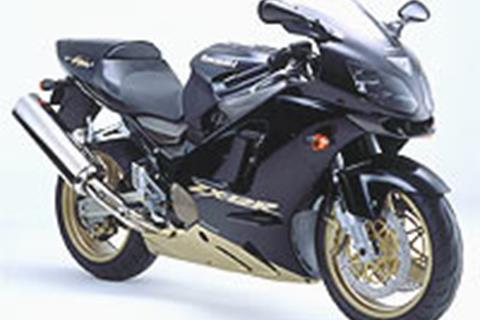 First pictures of the 2002 Kawasaki ZX-12R