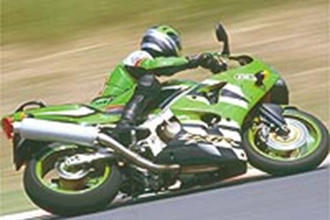 Free test rides on ZX-6Rs… and you can win one