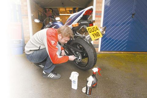 GSX-R750 turned me into a scrubber